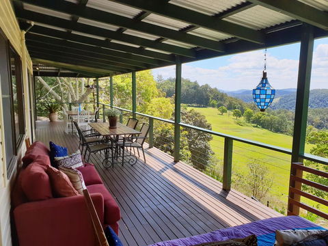 305 Montville - Accommodation Daintree 0