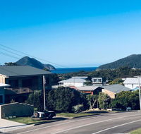 31 Kerrigan St - large home with water views  boat parking - Accommodation Daintree