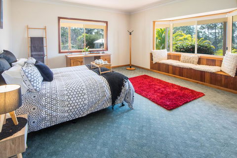 32 Zachary Drive Farm Stay Iconic Water Views - Accommodation Daintree 1