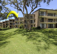 33 'Bay Parklands' 2 Gowrie Avenue - Air conditioning Foxtel Pool Tennis Court Spa - Accommodation Daintree