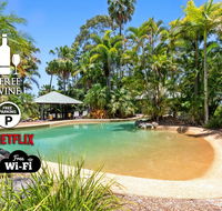 3BR Beach Escape AC Pool Tennis Wine Coffee Netflix - Accommodation Daintree