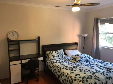 3BR Quiet+face To Big Park Near Parramatta Station - Accommodation Daintree 0