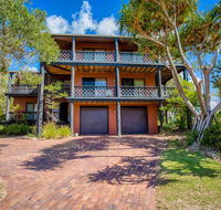 41 Carlo Circle - Rainbow Beach Huge Beach House With Room for Everyone - Accommodation Daintree