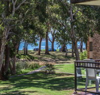 45 'Bay Parklands' 2 Gowrie Ave - pool tennis court spa  across the road to the beach - Accommodation Daintree