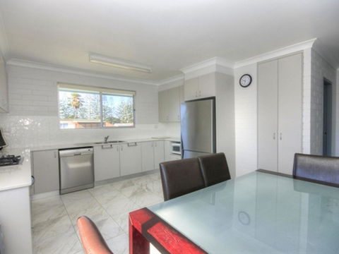 45A Wharf - Upstairs - Accommodation Daintree 0