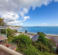 5 'Quarterdeck' 12 Magnus Street - panoramic water views  close to town - Accommodation Daintree