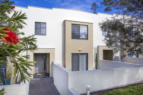 5/14 Dolphin St- Dolphin 5 At Ulladulla - Accommodation Daintree 0