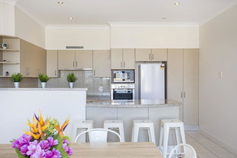 5/14 Dolphin St- Dolphin 5 At Ulladulla - Accommodation Daintree 2