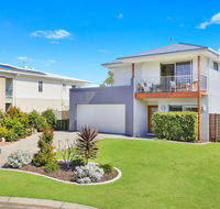 53 Northbeach Place Mudjimba - Accommodation Daintree