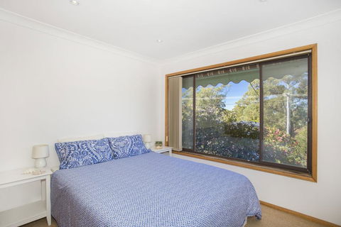 57 Carroll Ave Mollymook Beach - Relaxed Homely Retreat - Accommodation Daintree 3