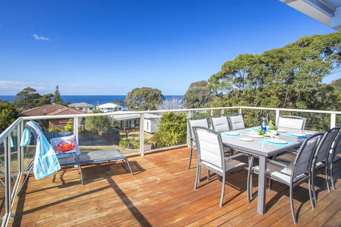 58 Lockhart Ave - Unlock Mollymook's Heart - Accommodation Daintree 0