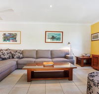70 Lawson StreetClarkes Beach - Accommodation Daintree