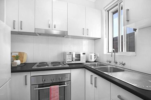 8 South Pacific 2 Bedrooms - Accommodation Daintree 1