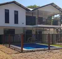 9 Ibis Court - pool beach volleyball air conditioning - Accommodation Daintree