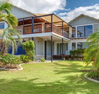 90 Cooloola Drive - Rainbow Beach Luxury Beach House Ocean Views - Accommodation Daintree