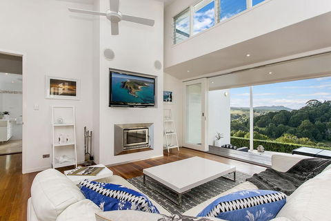 A PERFECT STAY - Byron's Brae - Accommodation Daintree 2