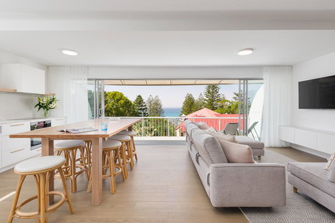 A Ray Of Sunshine - Accommodation Daintree 1