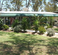 AAOK Jandowae Accommodation Park - Accommodation Daintree