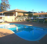 Aaron Inn Motel - Accommodation Daintree
