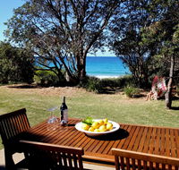 Absolute Beachfront Mollymook - Accommodation Daintree