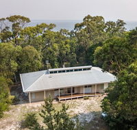 Acacia Lakehouse - The lake at your doorstep - Accommodation Daintree