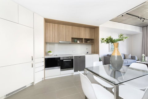 Accommodate Canberra - Azure - Accommodation Daintree 3