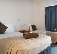 Accommodation on Denham - Accommodation Daintree