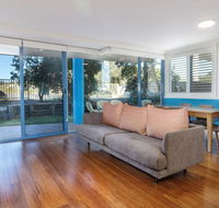 Across the road from the beach - Accommodation Daintree