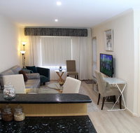 ADELAIDE CBD APARTMENT - 3BR 2BATH  CARPARK - Accommodation Daintree