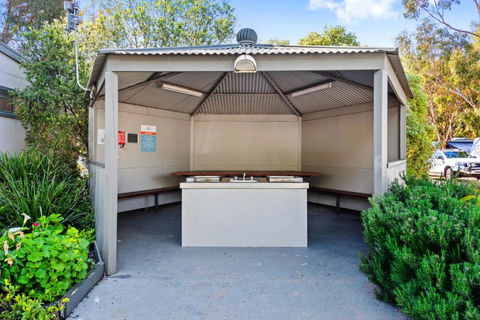 Discovery Parks - Melbourne - Accommodation Daintree 4