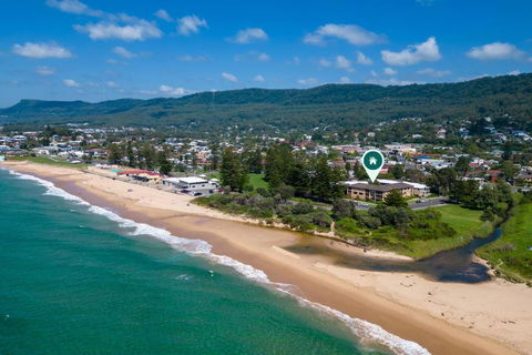 Esplanade Escape - Beachfront Family Bliss - Accommodation Daintree 1