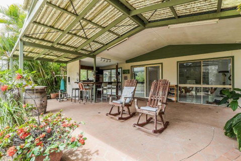 Green Dragon - Family-Friendly Home In Agnes Water - Accommodation Daintree 1