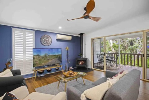 Green View Retreat Only 7 Minutes To Terrigal Beach - Accommodation Daintree 0