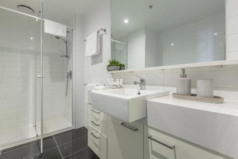 Groovy Apt Near Casino W Parking & Heated Pool - Accommodation Daintree 2