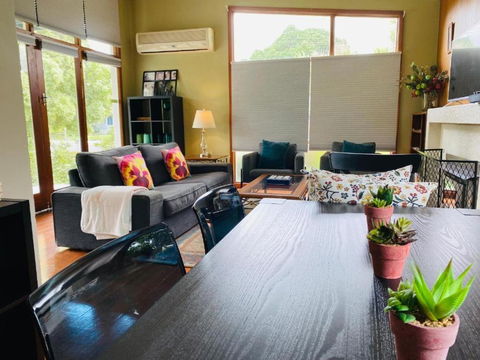 Growse House 1BR - Accommodation Daintree 3