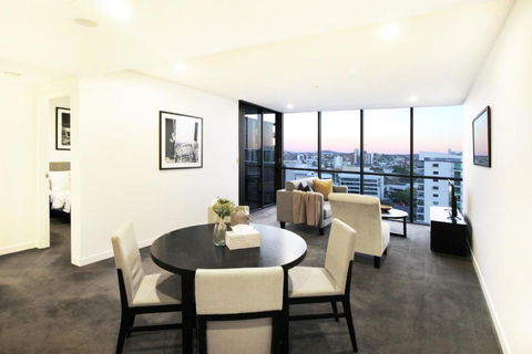 Hearty Milton Apartments - Accommodation Daintree 3