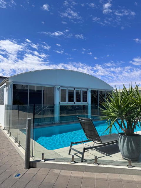 Ibis Styles Broken Hill - Accommodation Daintree 3
