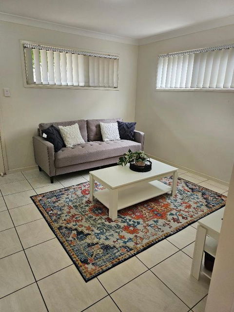 Homely & Welcoming In Mango Hill - Accommodation Daintree 3