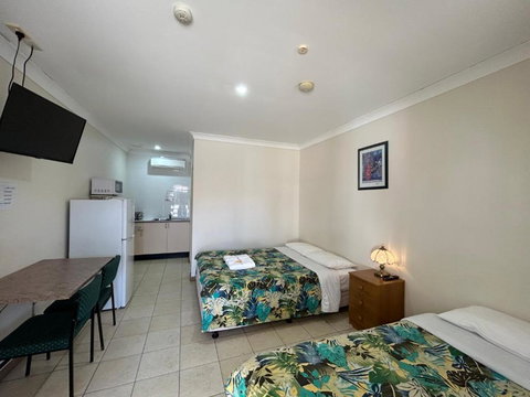 IGrand Motel - Accommodation Daintree 0
