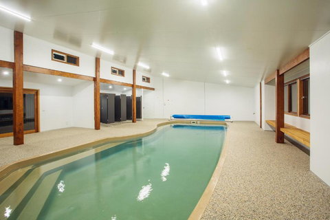 Island Escape With 12m Indoor Pool - Accommodation Daintree 0