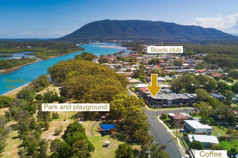 Ait Shona - Happy Place. Apt 10 Haven On The Park - Accommodation Daintree 3