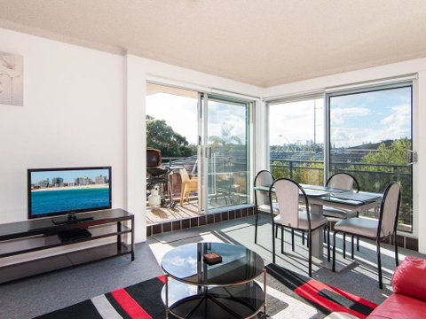 Albert Court 8 - Accommodation Daintree 0