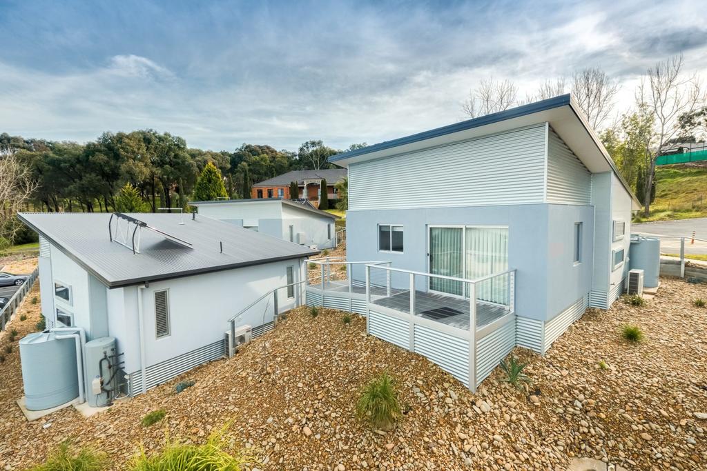 West Albury NSW Accommodation Daintree