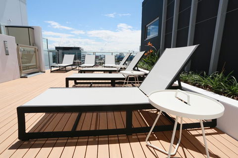 Alex Perry Hotel & Apartments - Accommodation Daintree 1