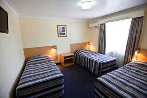 All Seasons Motor Lodge - Accommodation Daintree 1