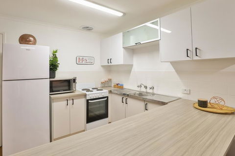 Allure Apartments - Central - Accommodation Daintree 1