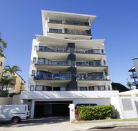 Amalfi Unit 11 - Above All Else - 50 King Street - Accommodation Daintree