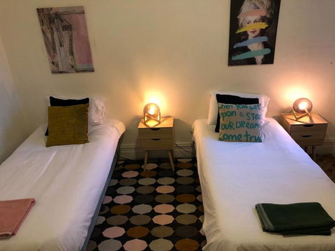 Amazing River Views - Fabulous Footscray Fun!!! - Accommodation Daintree 3