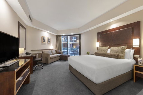 Amora Hotel Riverwalk - Accommodation Daintree 3