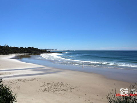 Angourie Blue 1 - Great Ocean Views - Surfing Beaches - Accommodation Daintree 3